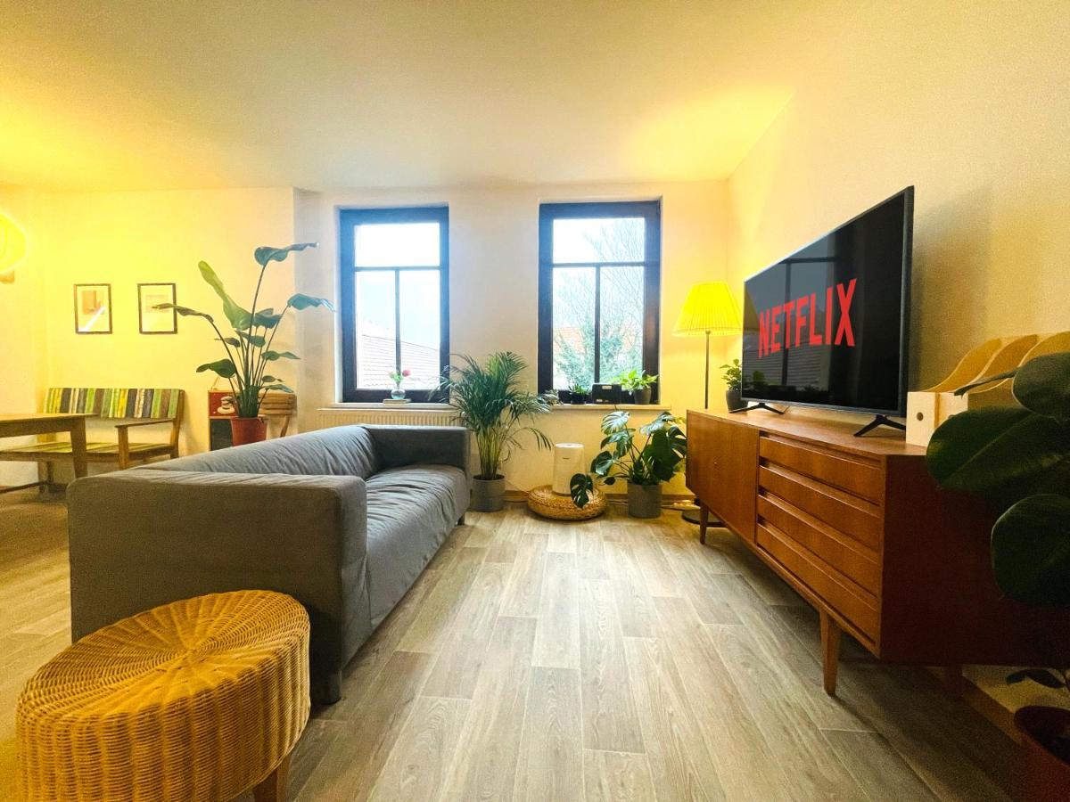 P6 - Familienwohnung Am Park Und Saale Halle  Eksteriør billede